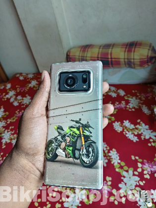 sharp aquos R6